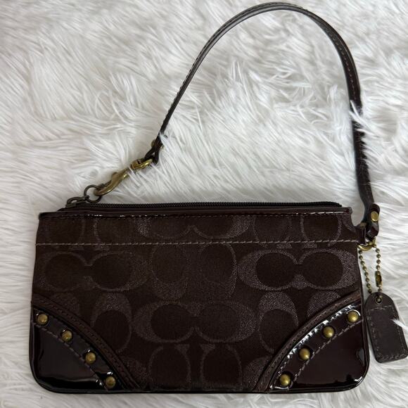 y2k COACH Brown Signature Canvas Studs Wristlet - Picture 2 of 6